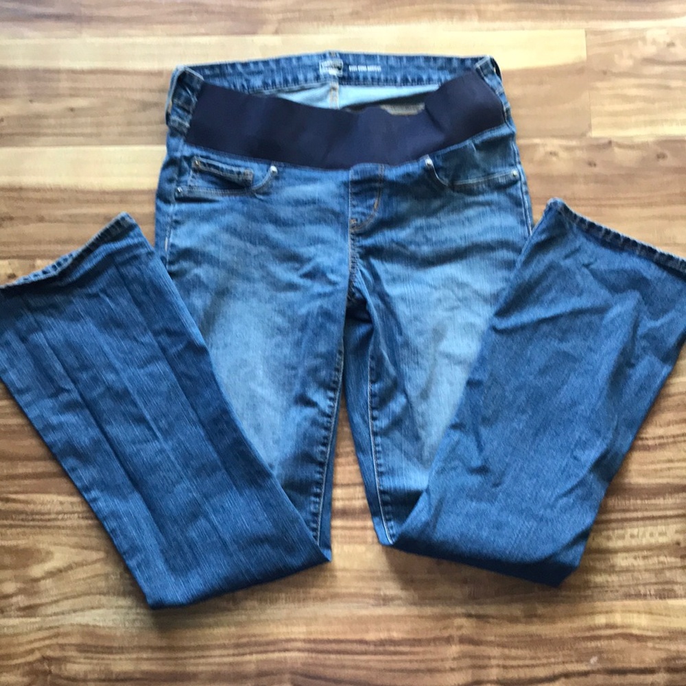 Maternity Levi Strauss jeans size M
Like new, I wore it only few times